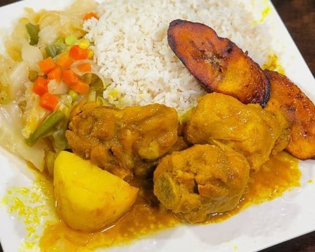 Lunch Special Curry Chicken.