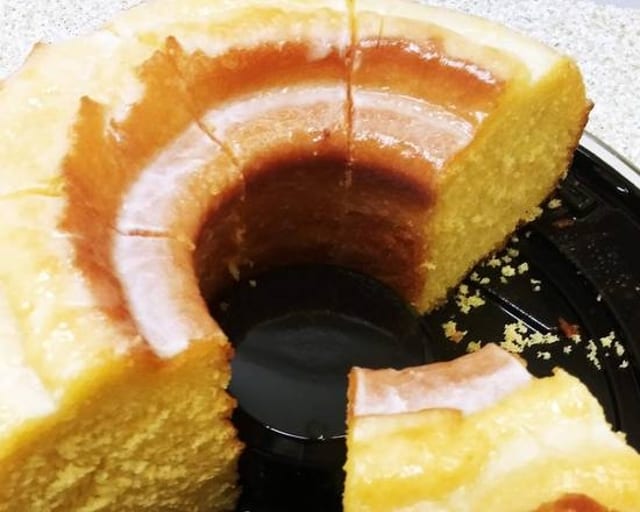 Lemon Cake.